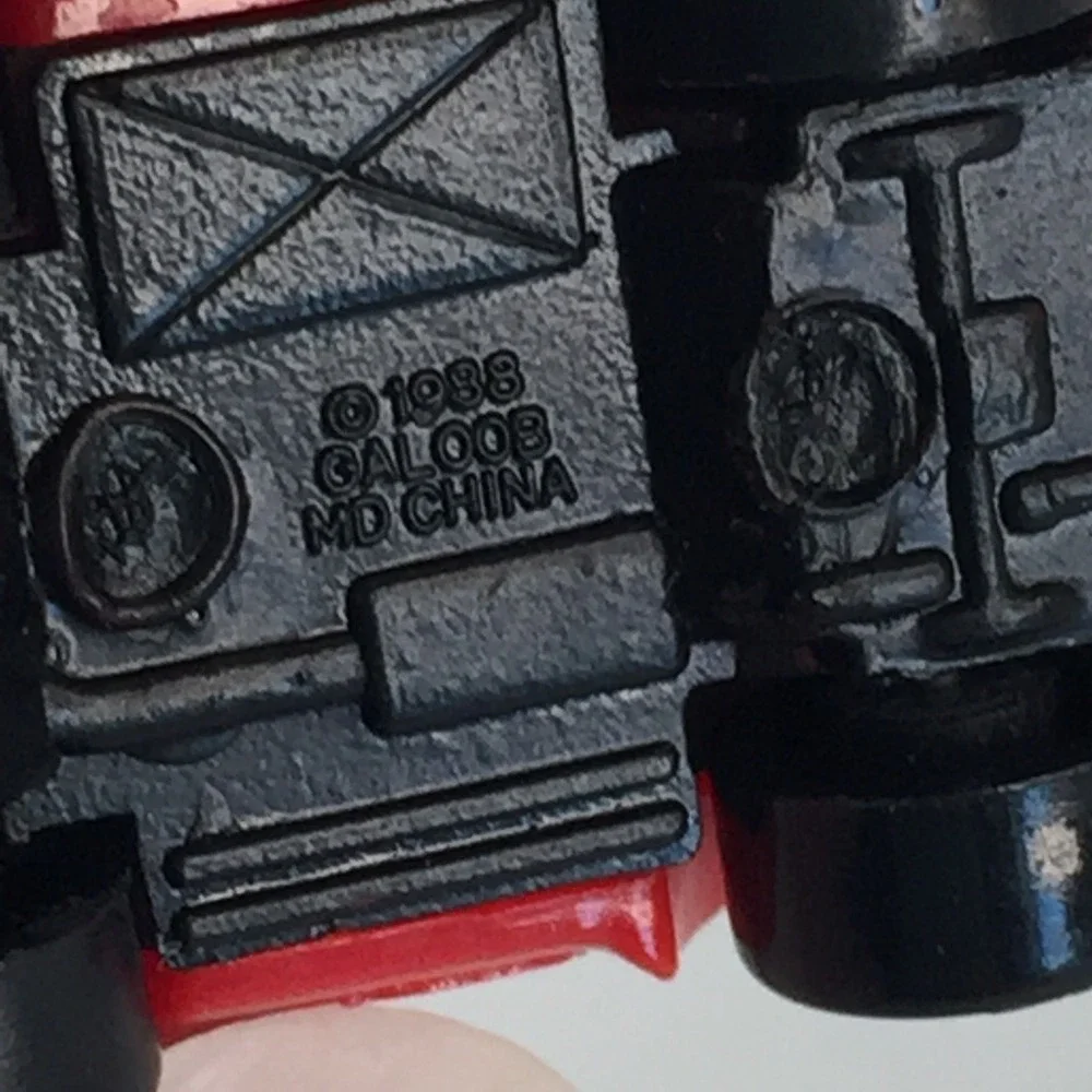 Galoob Micro Machines 1988 Red Chevy Camaro T-Top Vintage Sports Car‎